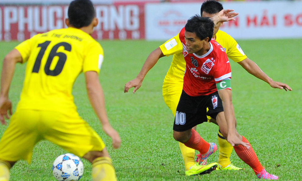 Vòng 23 Toyota V-League 2015, Than Quảng Ninh – ĐTLA (lượt đi 1-0): Món “nợ xấu” cho ĐTLA