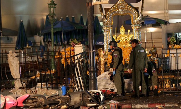 Nổ bom đẫm máu trung tâm Bangkok, gần 30 người chết