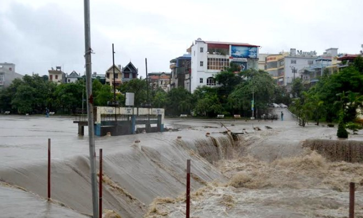 Thành phố Uông Bí thiệt hại 60 tỷ đồng do mưa kéo dài gây ngập lụt