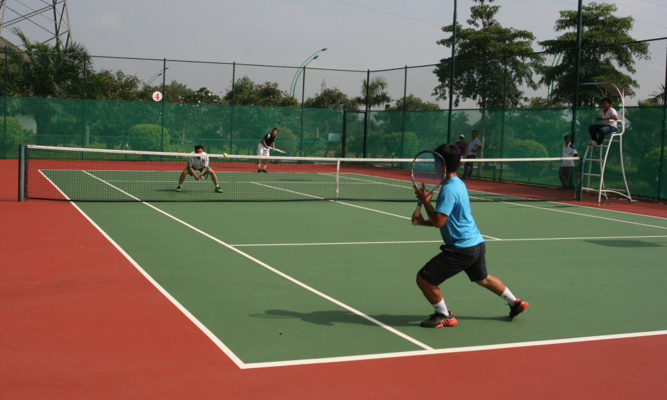 Giải quần vợt gây quỹ hỗ trợ người nghèo Long An