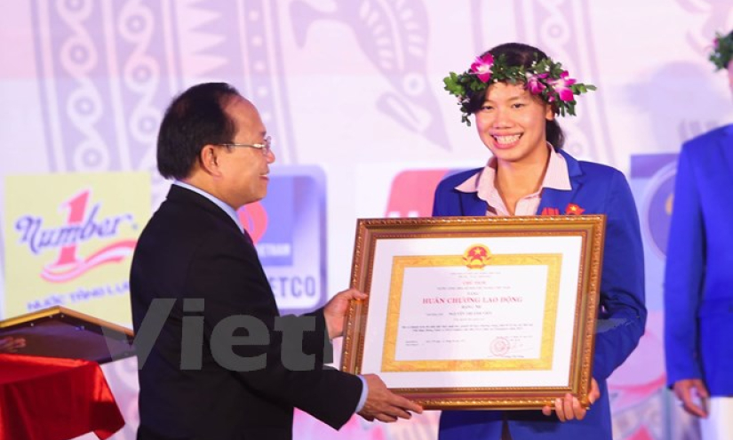 Ánh Viên, Hà Thanh vinh dự nhận Huân chương Lao động hạng Nhì