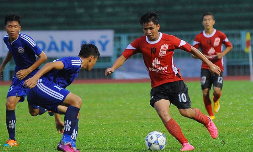 Khởi tranh vòng loại bảng E giải U21 cúp Báo Thanh Niên lần thứ XIX – 2015: Chủ nhà có trận thắng đầu tiên.