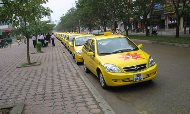 Xây dựng khung pháp lý cho hoạt động taxi UBER