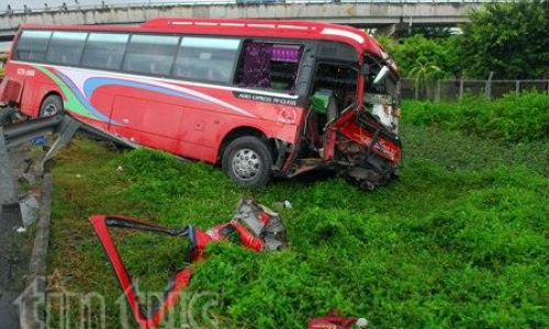 Khởi tố 2 tài xế trong vụ tai nạn liên hoàn cao tốc Trung Lương