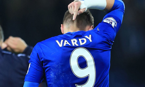 Xem “đôi chân phủi” Vardy làm nên lịch sử