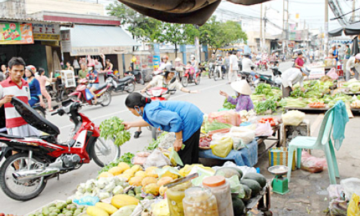 Chợ tự phát- rào cản phát triển đô thị văn minh