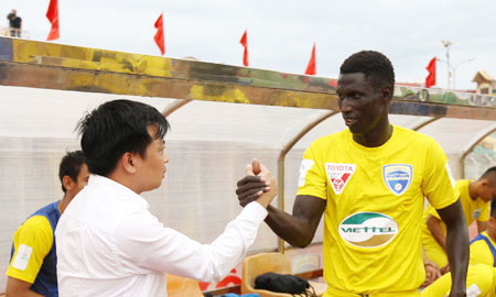 FLC Cup 2016: Đại gia V-League tuyển ngoại binh