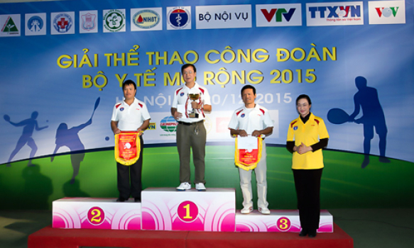 Hơn 300 VĐV giao lưu thi đấu thể thao