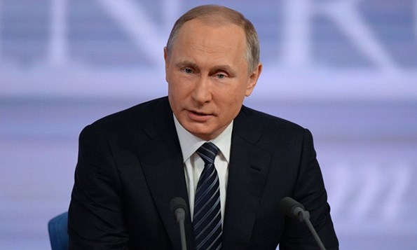 Tổng thống Nga Putin bắt đầu cuộc họp báo thường niên 2015