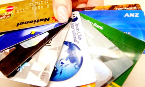 3 người Hàn Quốc dùng thẻ tín dụng giả quẹt tiền tỷ