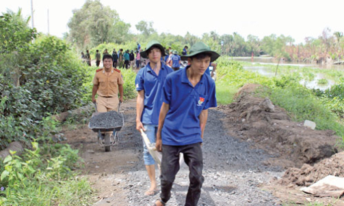 Tỉnh đoàn Long An tổng kết công tác đoàn, hội và phong trào thanh thiếu nhi năm 2015