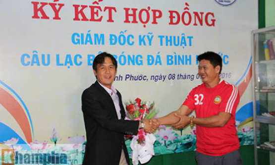 QBV Việt Nam 2010 làm sếp CLB hạng Nhất