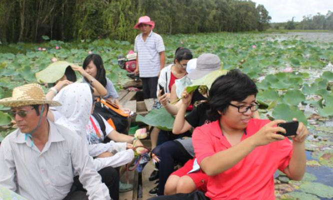 22 ngàn du khách đến Long An trong dịp tết Nguyên Đán 2016.