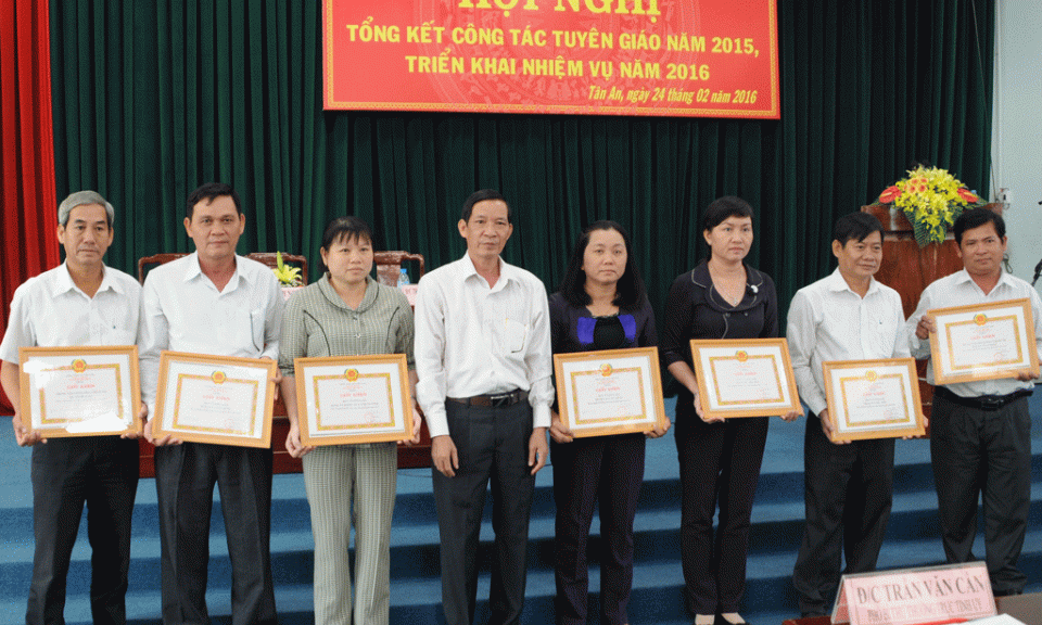 Hội nghị tổng kết công tác Tuyên giáo năm 2015