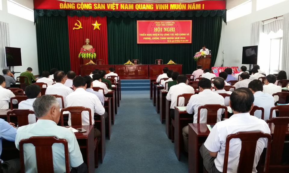 Triển khai nhiệm vụ công tác nội chính và phòng chống tham nhũng năm 2016