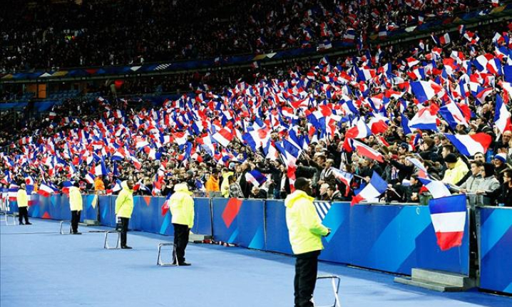 Sao Ngoại Hạng Anh rực sáng, Pháp &#8216;hạ đẹp&#8217; Nga tại Paris