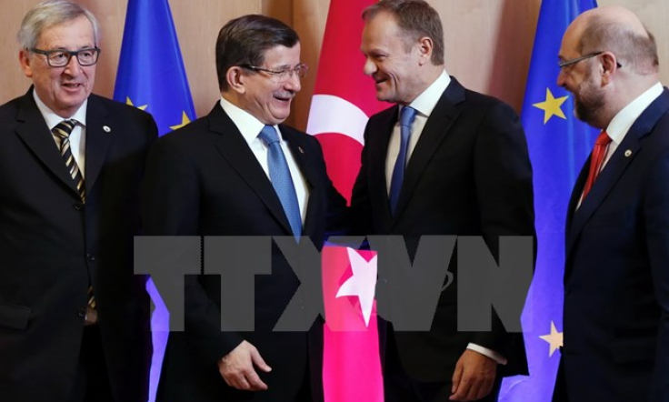 Thủ tướng Thổ Nhĩ Kỳ Davutoglu đánh giá cao thỏa thuận với EU