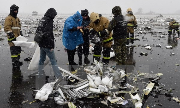 Tìm thấy hộp đen của máy bay Boeing 737 bị rơi ở Nga