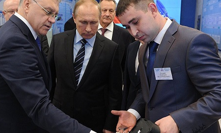 Tổng thống Putin được trao &#8220;chìa khóa bầu trời&#8221;