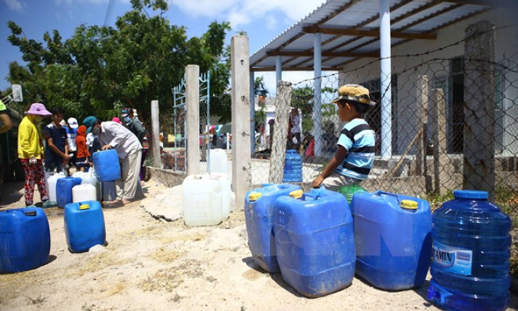 Hỗ trợ 1.000 hộ nghèo Bến Tre bị ảnh hưởng bởi mặn xâm nhập