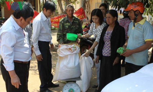 Hơn 7 nghìn hộ gia đình ở Đắc Lắc nhận gạo cứu trợ từ Chính phủ