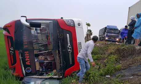 21 người chết vì TNGT trong ngày nghỉ Lễ đầu tiên