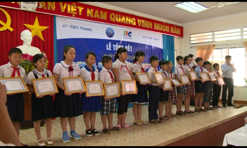 Long An: Tổng kết và trao giải cuộc thi TOEFL Primary và TOEFL Junior năm học 2015-2016