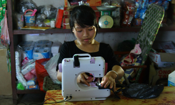 Khai trương Dự án “Biên dịch tác phẩm Hồ Chí Minh toàn tập” tại Lào