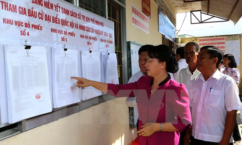 Chủ tịch Quốc hội kiểm tra chuẩn bị bầu cử ở Hậu Giang, Kiên Giang