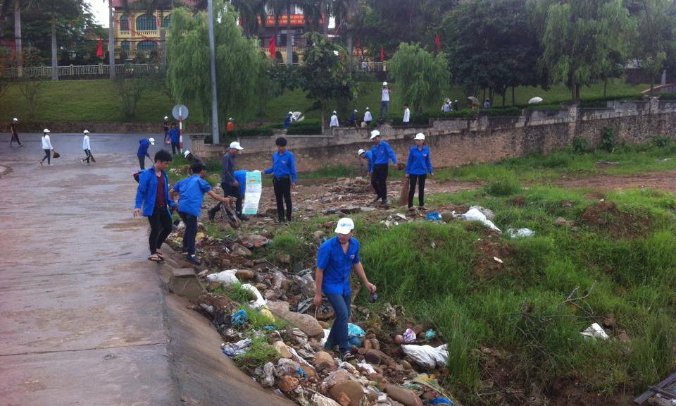 Tân Trụ: Ra quân hưởng ứng ngày môi trường thế giới