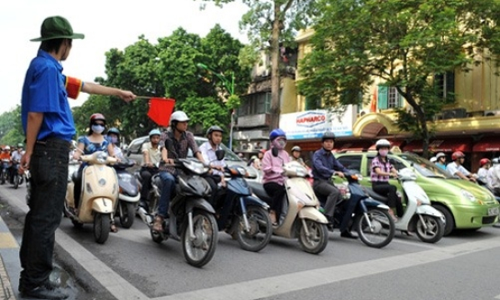 Thanh niên TPTA chung tay giữ gìn trật tự giao thông