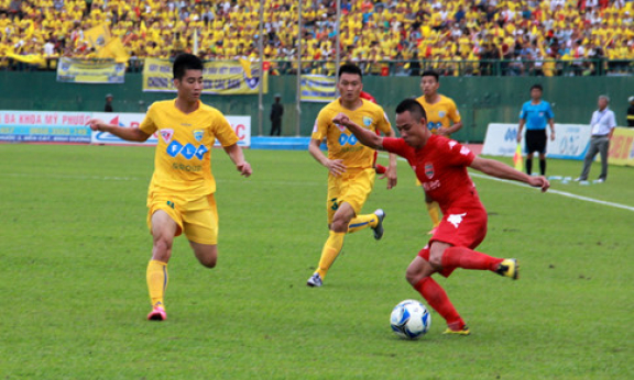 Hải Phòng hụt hơi, cuộc đua vô địch V.League 2016 trở nên quyết liệt