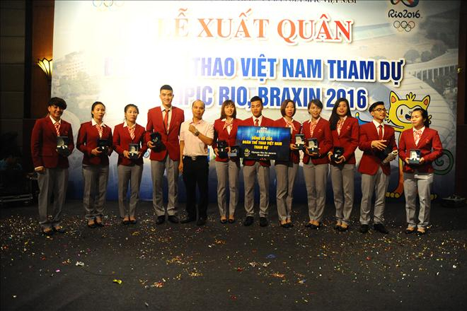 Xuat quan doan The thao Viet Nam tham du Olympic 2016 hinh anh 4