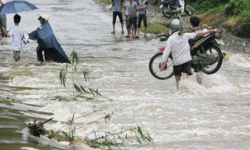 Công điện hỏa tốc ứng phó với cơn bão số 1 mạnh giật cấp 10