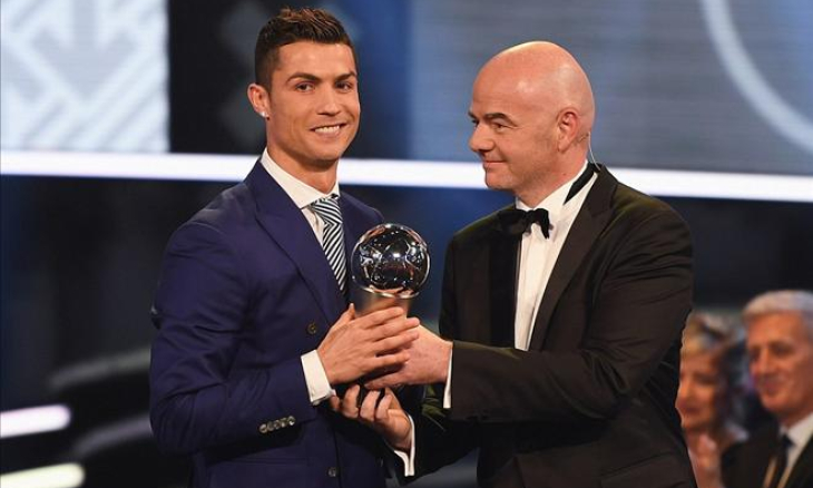 Cristiano Ronaldo lần đầu đoạt giải FIFA The Best