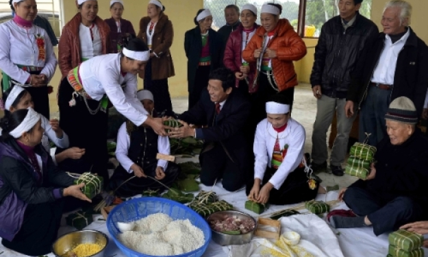 Bản làng vui Tết đón xuân