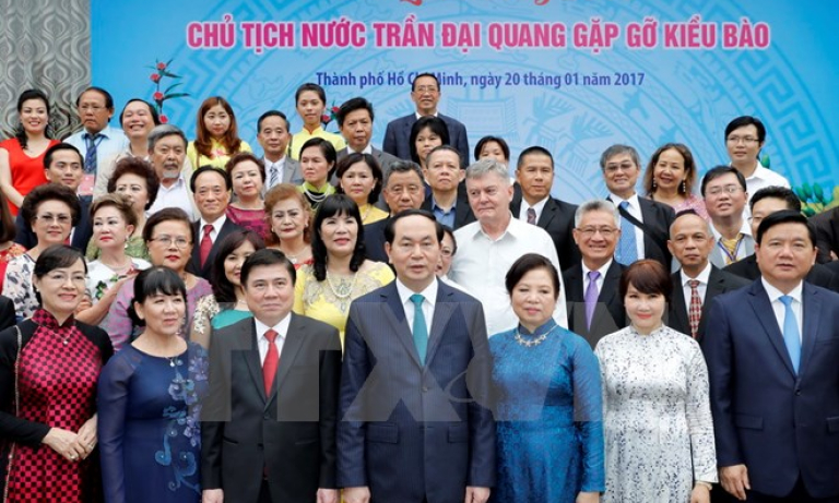 Chủ tịch nước gặp gỡ các đại biểu kiều bào về nước đón Tết