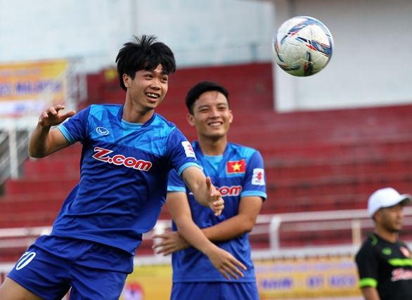 U23 Viet Nam vs U23 Malaysia Dan cau thu HAGL toa sang hinh anh