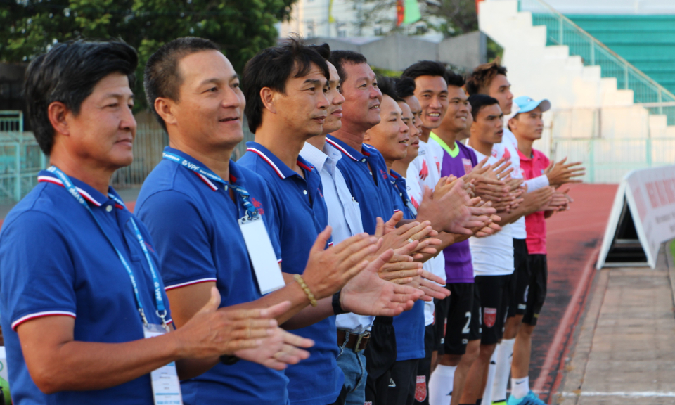 Long An thua trong trận cầu khai xuân