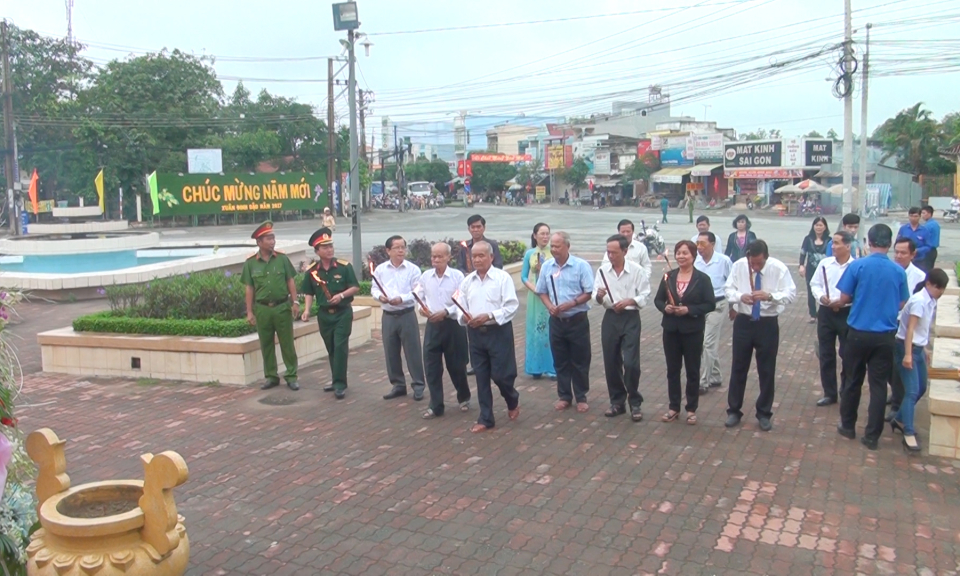 Viếng nơi thành lập chi bộ đầu tiên tỉnh Chợ Lớn