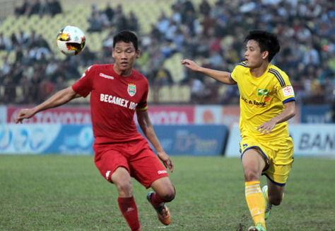 Tuan Tai ghi ban, SLNA may man chia diem voi B.Binh Duong hinh anh