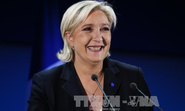 Ứng viên Le Pen dẫn đầu vòng một bầu cử tổng thống Pháp