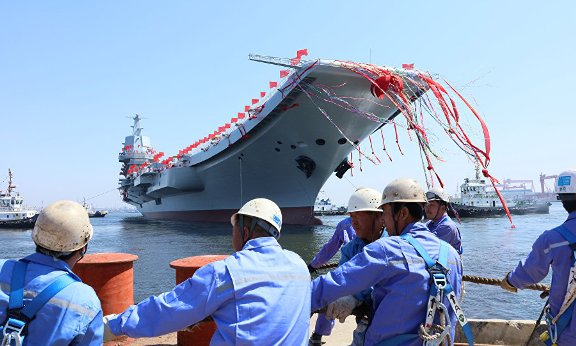 Tàu sân bay đóng trong nước đầu tiên của Trung Quốc dính nghi án ‘đạo mẫu’?