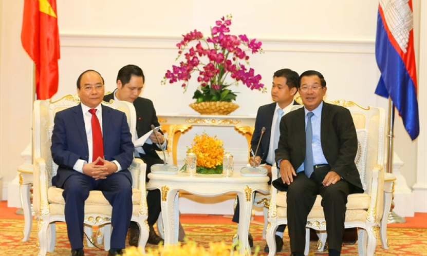 Việt Nam thúc đẩy hợp tác toàn diện với Campuchia và Lào.