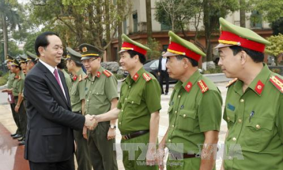 Chủ tịch nước Trần Đại Quang thăm và làm việc với Công an tỉnh Phú Thọ