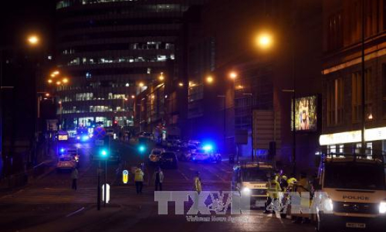 Thủ tướng Anh Theresa May lên án vụ tấn công sân vận động Manchester Arena