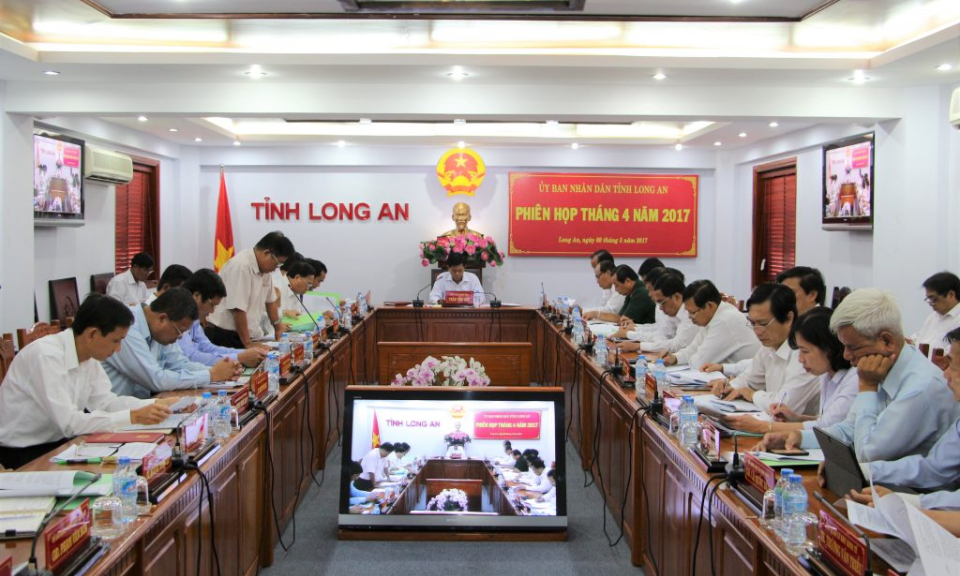 Long An: UBND tỉnh tổ chức hội nghị thường kỳ tháng 4/2017