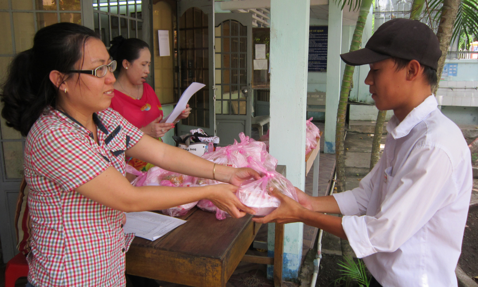 Hội LHPN Thủ Thừa học tập và làm theo Bác