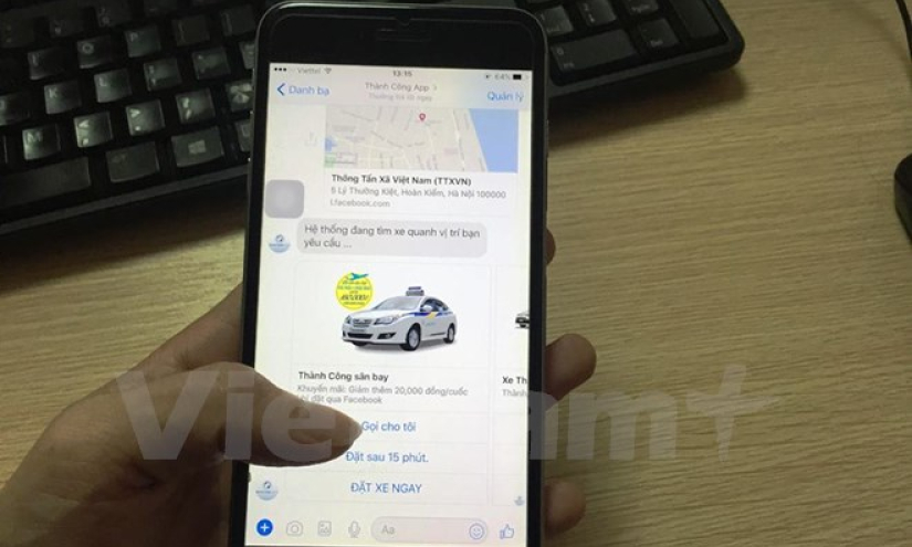 Lần đầu tiên hành khách có thể gọi xe taxi qua ứng dụng của Facebook