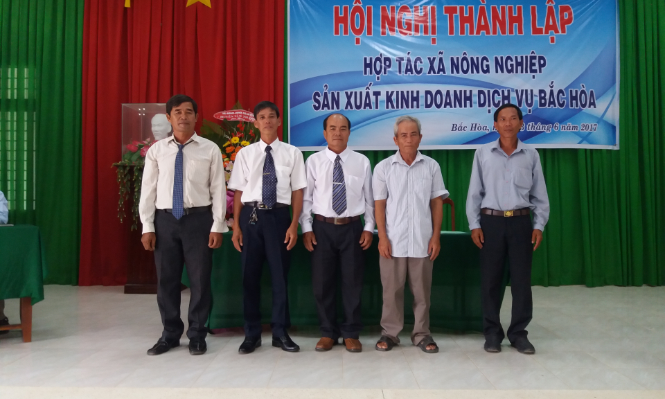 Tân Thạnh thành lập HTX nông nghiệp Bắc Hòa